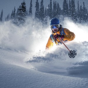 爱游戏电竞官网-“雪山极速：高原赛段的生死时速”，雪山降速