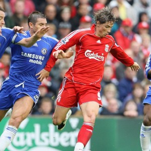 爱游戏在线娱乐官网-“西甲门将神扑救险，场面惊险刺激”，足球门将神扑